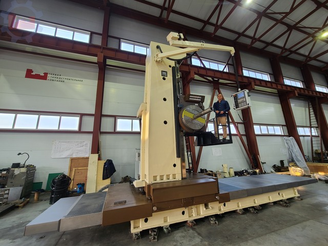 Горизонтально-расточной станок с ЧПУ UNION BFP-130/7